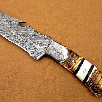 Damascus Steel Blade Gut Hook Bowie Knife 9 Inch