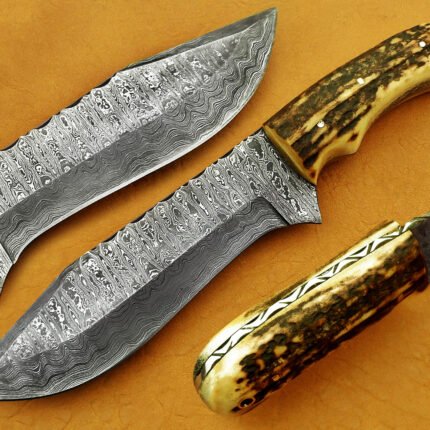 Damascus Steel Blade Hunting Knife Handle Deer Antler 11 Inch