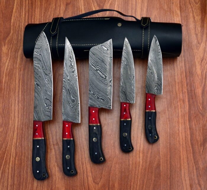 Steel fixed Hand made Damascus kitchen chef knives