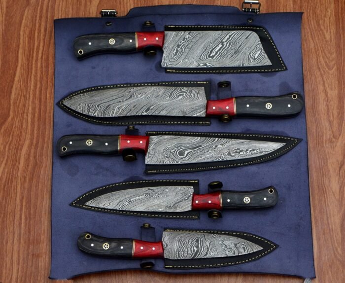 Steel fixed Hand made Damascus kitchen chef knives