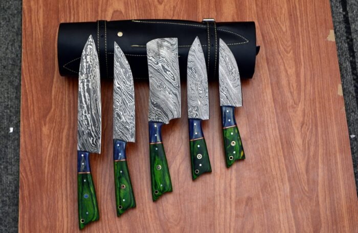 Damascus Steel fixed Hand made kitchen chef knives