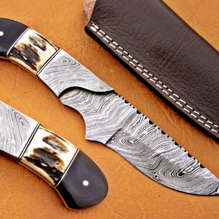 Damascus Steel Blade Razor With Camel Bone Handle