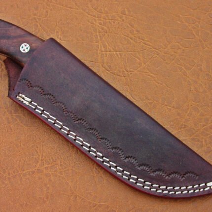 Damascus Steel Blade Skinner Knife With Walnut Wood Handle 7 Inch