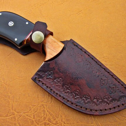 Damascus Steel Blade Skinner Knife With Buffalo Horn Handle 7 Inch