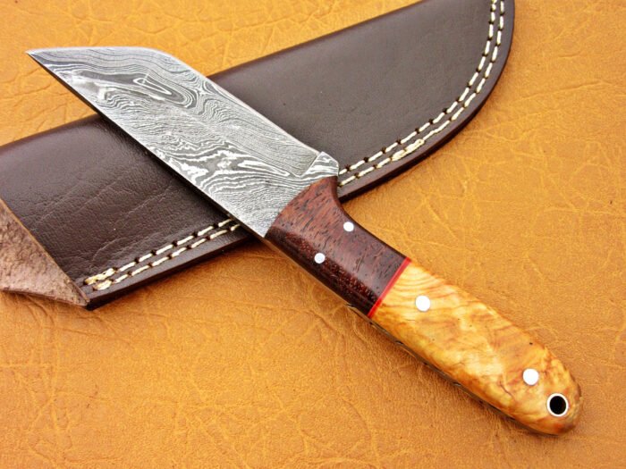 Damascus Steel Blade Tanto Hunting Knife With Walnut Wood Handle