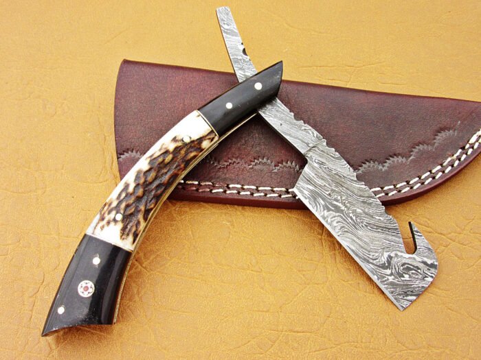 Damascus Steel Blade Razor With Camel Bone Handle