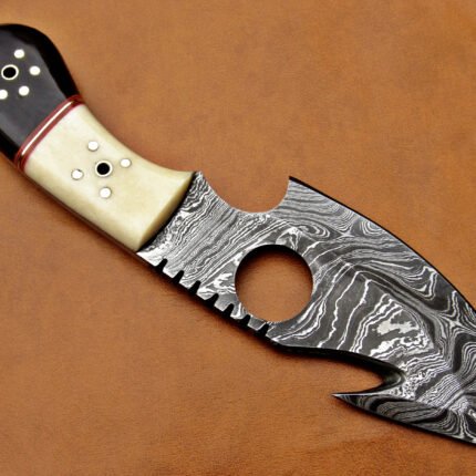 Damascus Steel Gut Hook Bowie Knife - 8 Inch