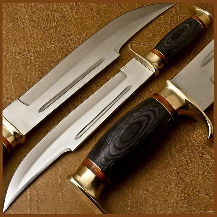 Amazing D2 steel Bowie knife With Leather Sheath